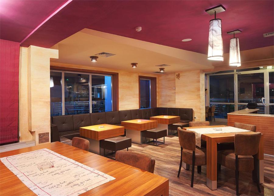 Hotel Turist Kraljevo Restaurant foto